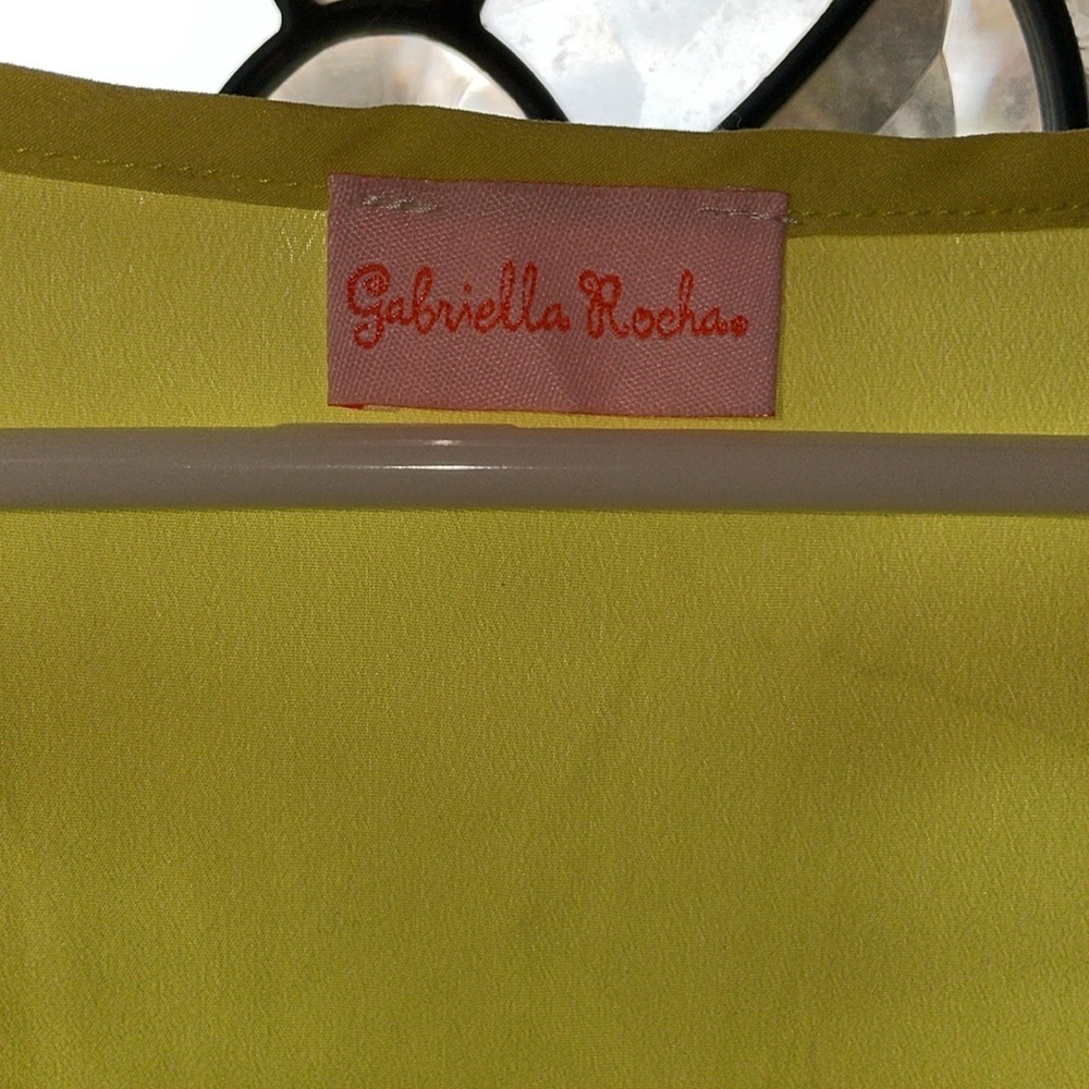 3/4 length Gabriella Rocha - Picture 3 of 7